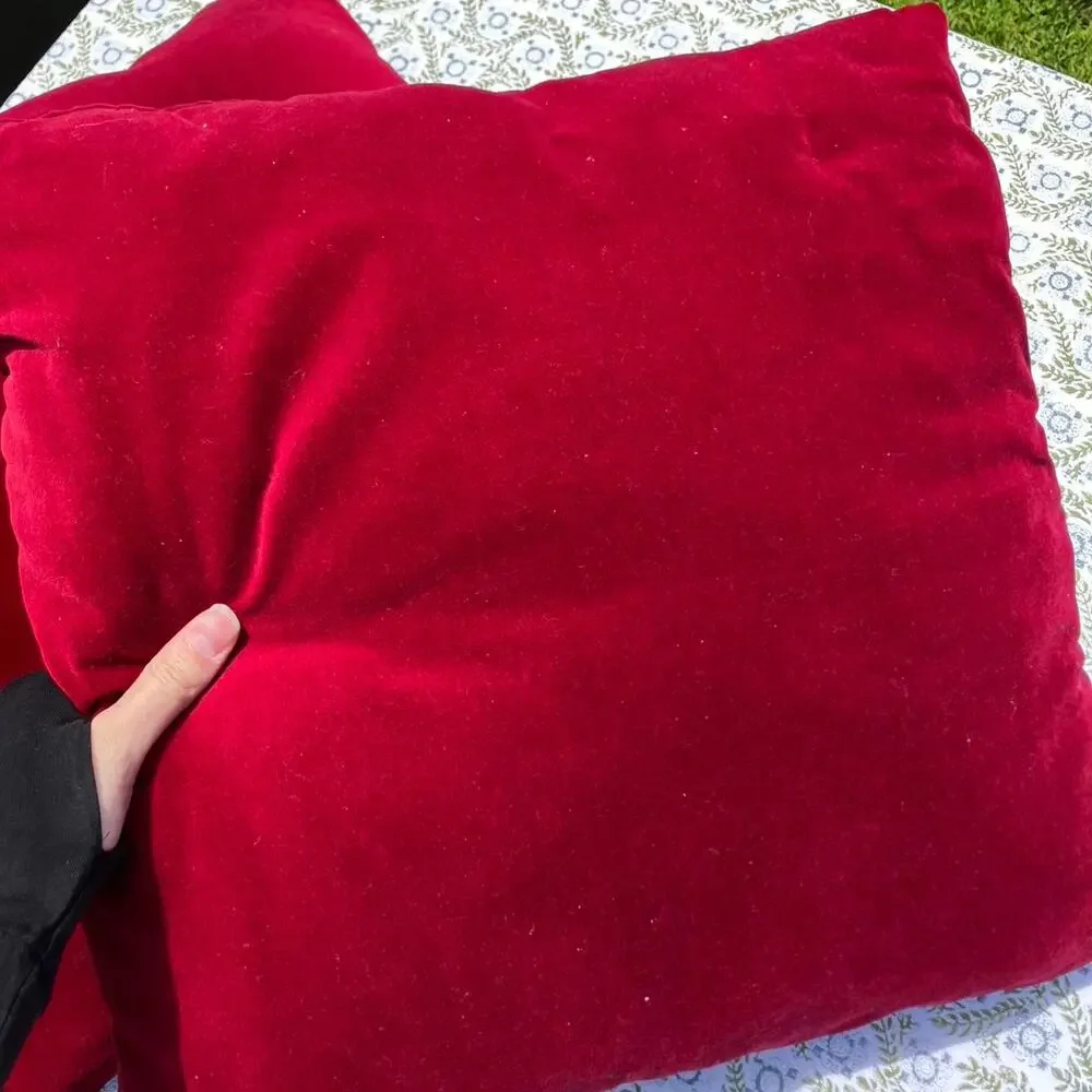 Vintage burgundy wine colored velvet pillow set